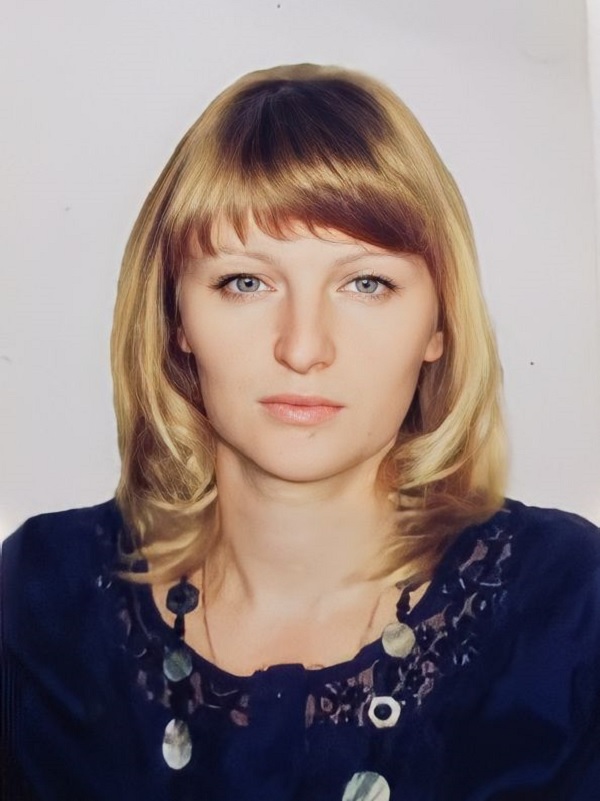 Плотникова Елена Сергеевна.