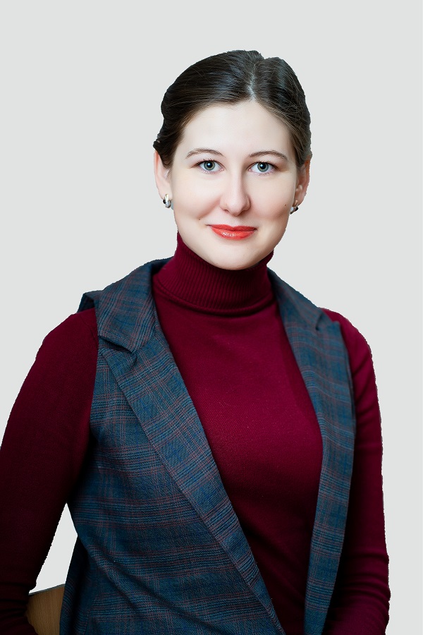 Лебедева Елена Витальевна.